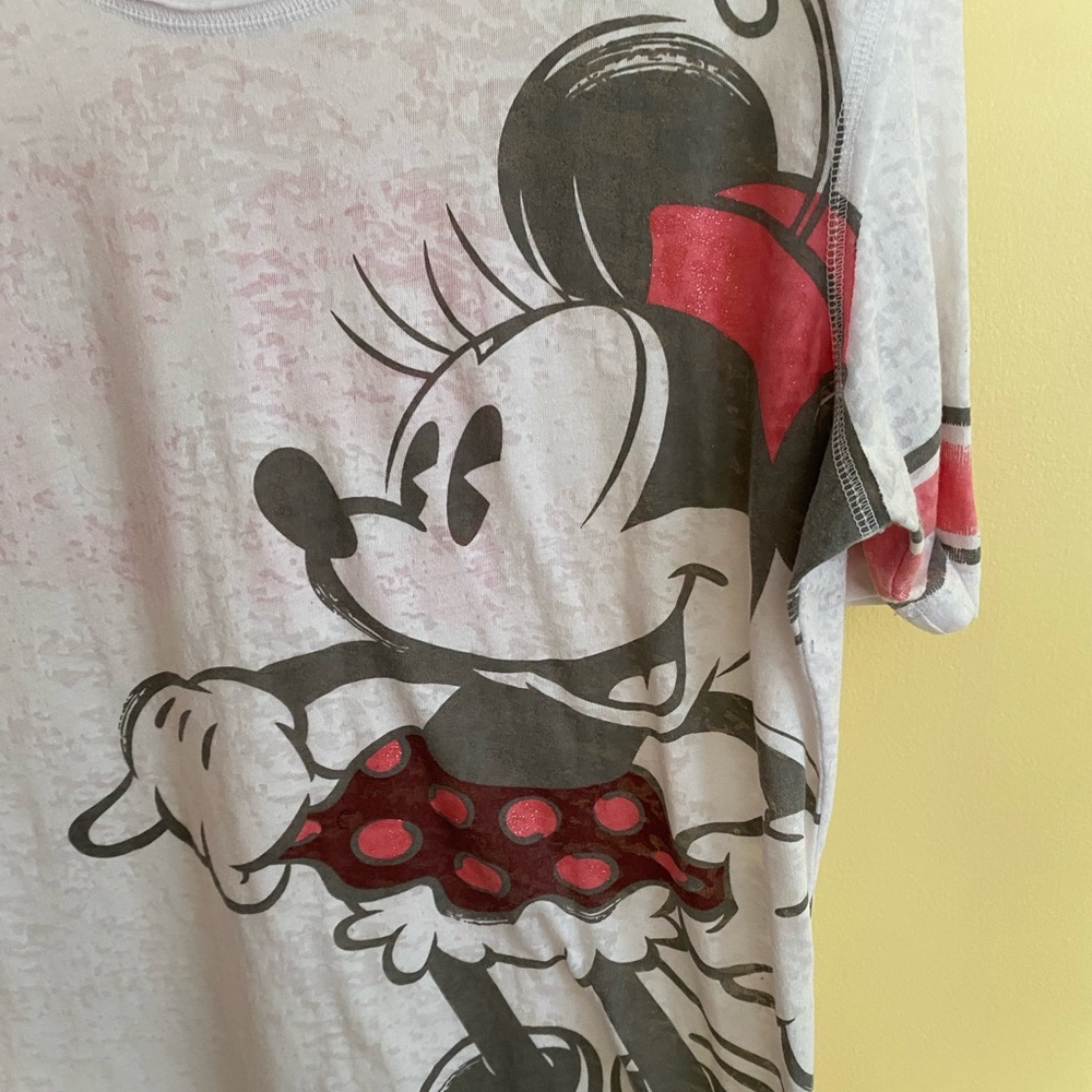 NWOT Disney Minnie Mouse Lightweight T Shirt - White and Red w/Minnie Design - Picture 2 of 5